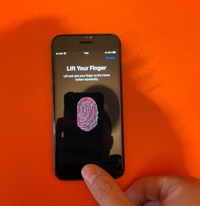 iPhone 8 256GB Space Gray 100% Живот на Батерията