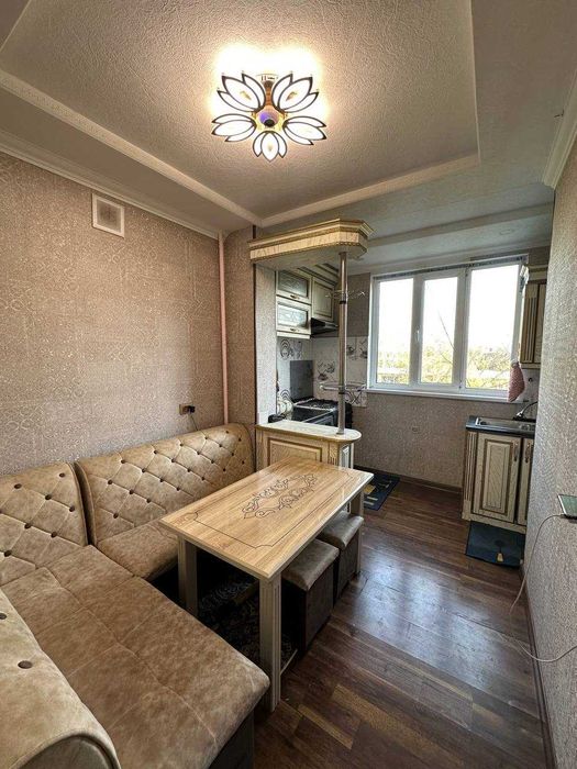 продаётся 4х комнатная квартира кирпичный дом