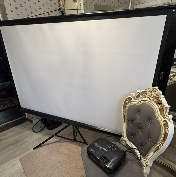 Домашний кинотеатр проектор