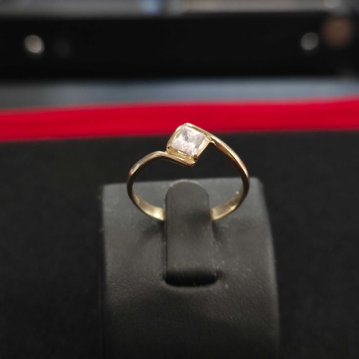 ( B32274.2 / Ag28 Doi Baieti ) Inel Aur 14K - 1.78 grame / 652 lei