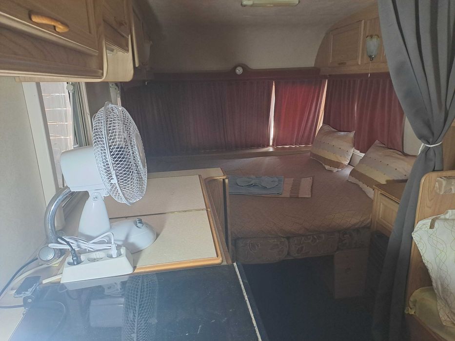 Каравана на къмпинг Златна рибка"