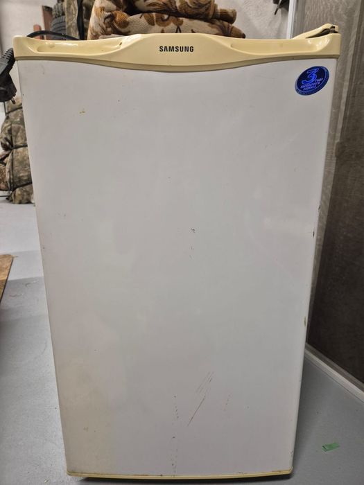 Продам холодильник