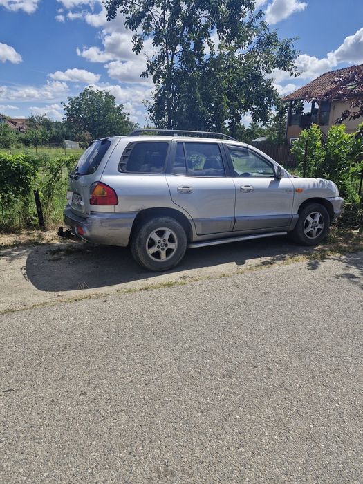Vând Hyundai Santa Fe