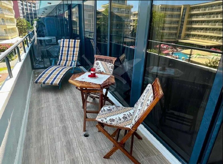 Продава се Тристаен апартамент в к.к. Слънчев бряг - 70 кв.м за 1100 €/кв.м - Снимка #4