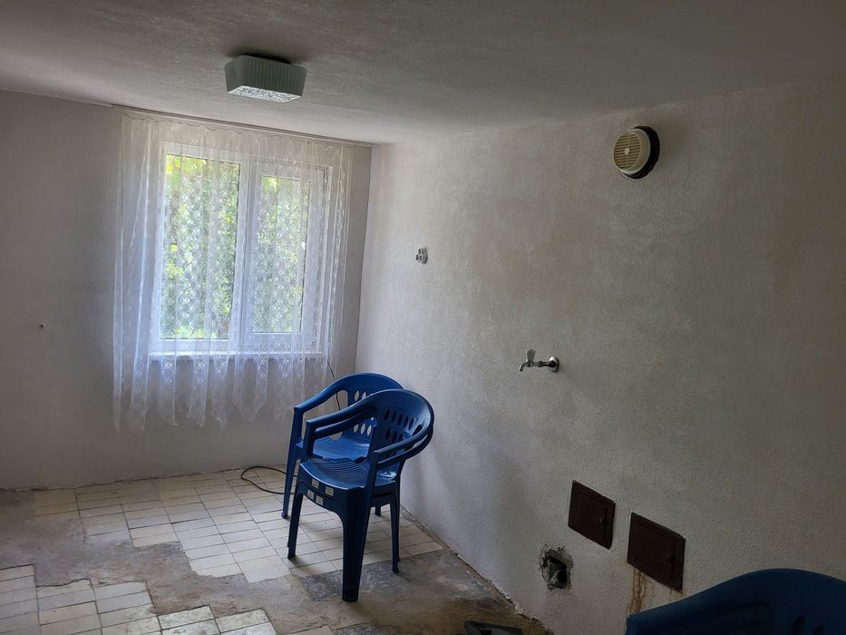 Двуетажна къща 150m2 с. Дрен