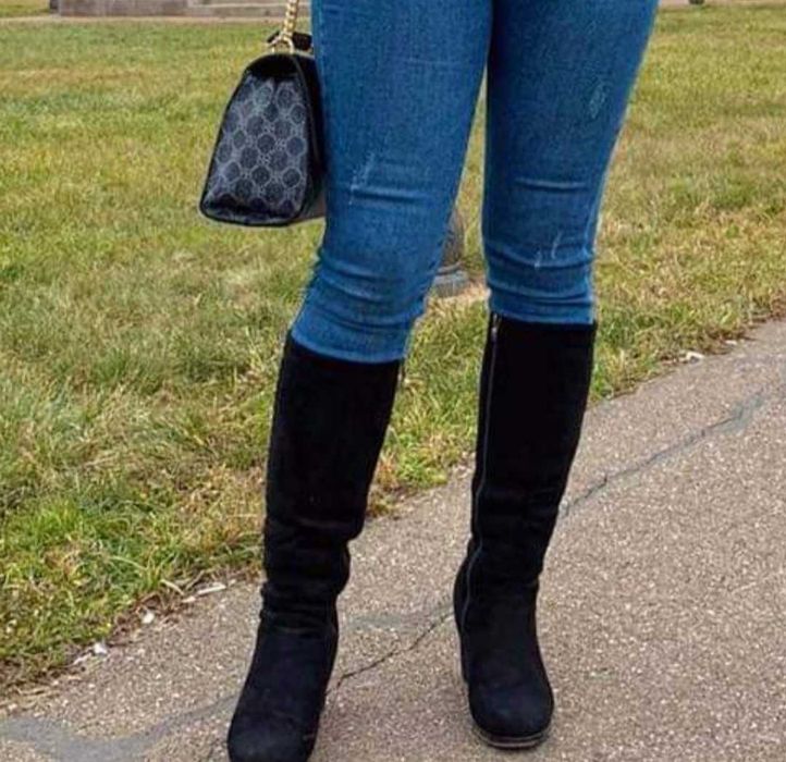 Cizme inalte cu toc gros