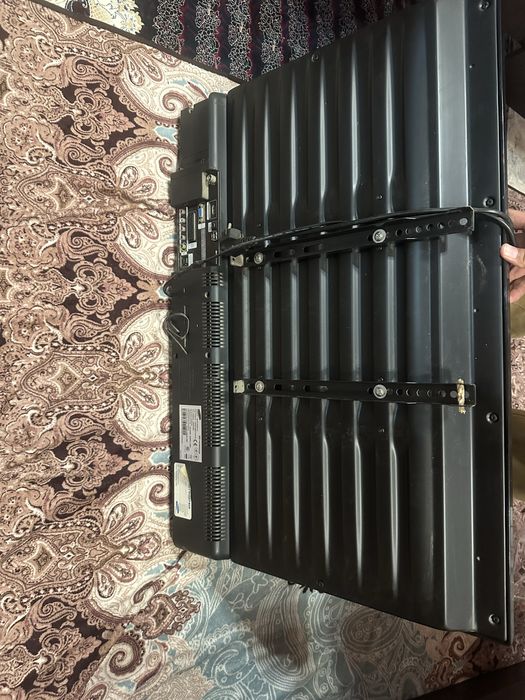 Телевизор самсунг в хорошем состояний