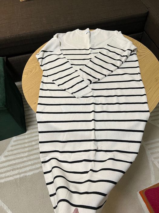 Дамска рокля на райе Reserved, бяло/черно, много добро състояние