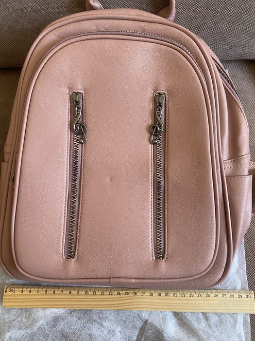 Нови раници с няколко прегради !