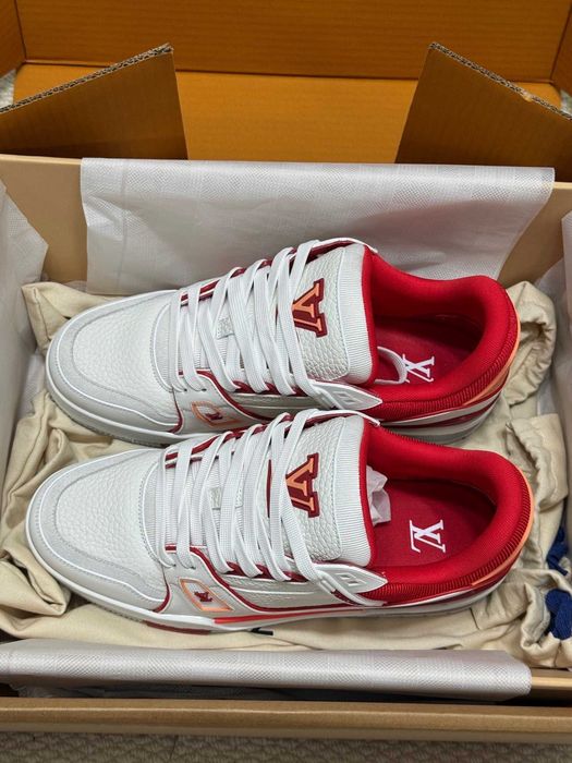 Adidasi Louis Vuitton Trainer Premium