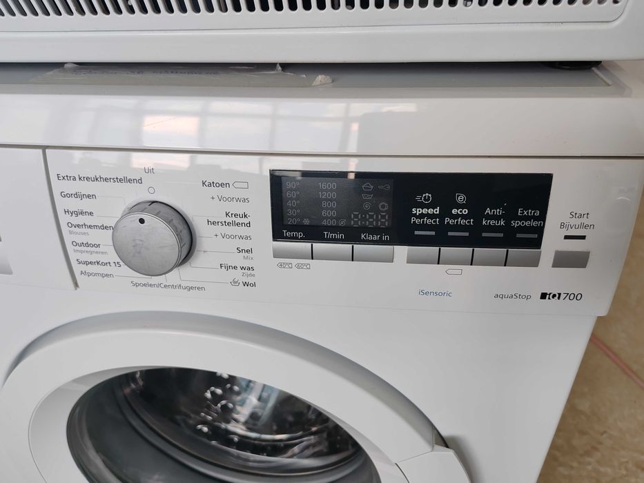 Siemens iQ700 iSensoric – пералня, 1600 об./мин.