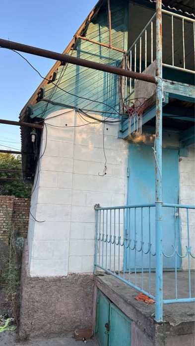 Dacha hovli sotiladi 8 sotih