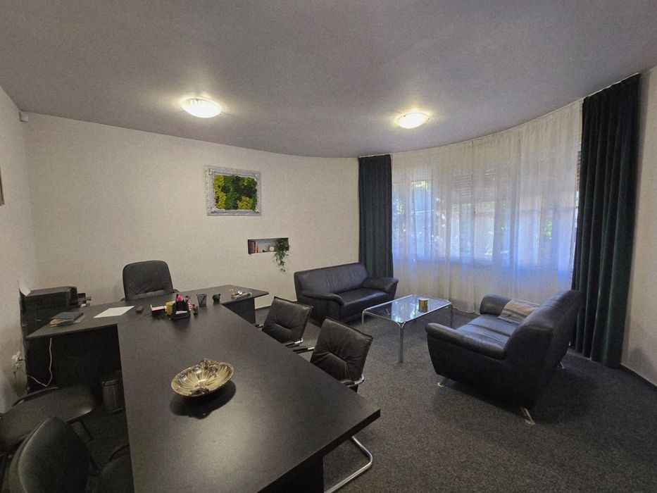 Apartament ultracentral str V.Milea nr 14!