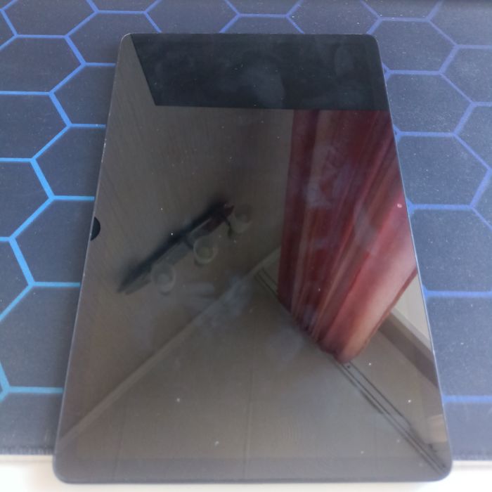 Планшет Redmi, в хорошем состоянии