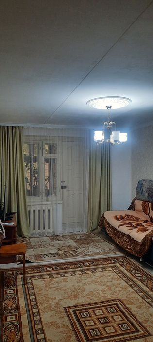 1  квартира на Школьнике