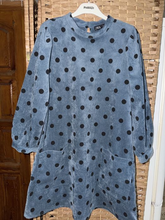 Платье zara хорошего качества в отличном состоянии