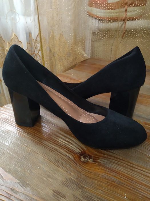 Продам туфли чёрные