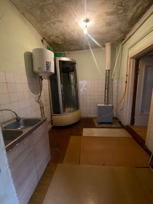 Продам пол дома на два входа