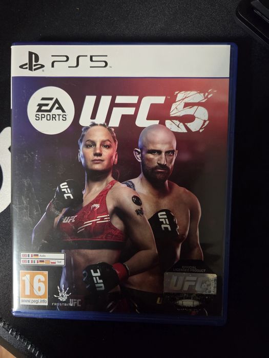 Игра UFC 5 для PS5. Диск.