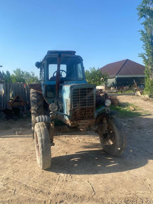 Трактор     МТЗ 80