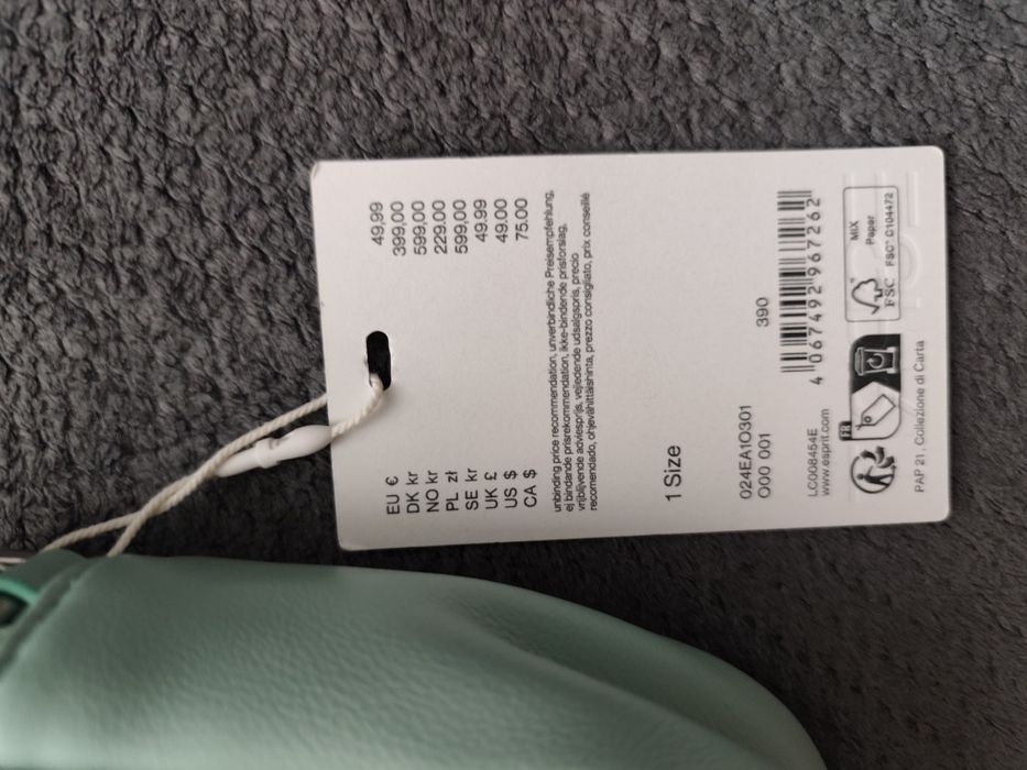 2 gentute identice, noi; pret/bucata