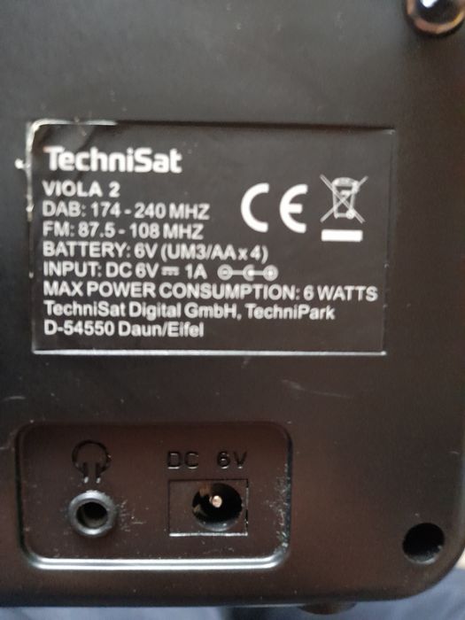Vind radio portabil și la curent Technisat viola2