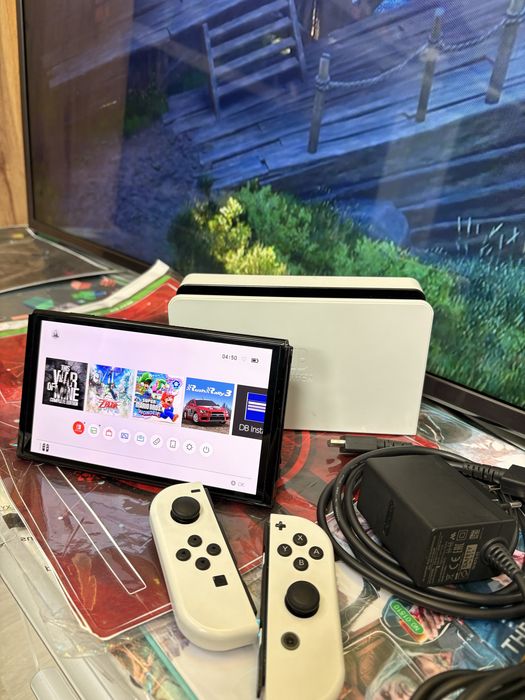 Прошитая Nintendo Switch Oled в белом цвете, UlTRA, 128Gb