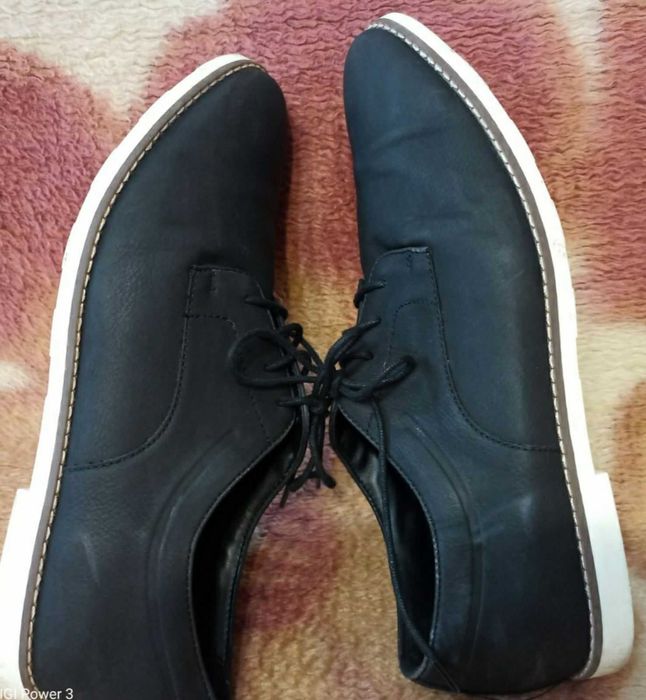 ZARA-кожени обувки 45 номер