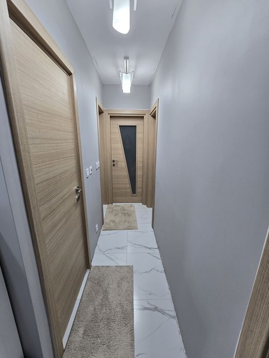 Продава се Тристаен апартамент в Плевен, Сторгозия - 76 кв.м за 1968 €/кв.м - Снимка #9