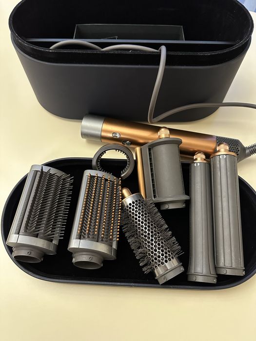 Dyson стайлер Long