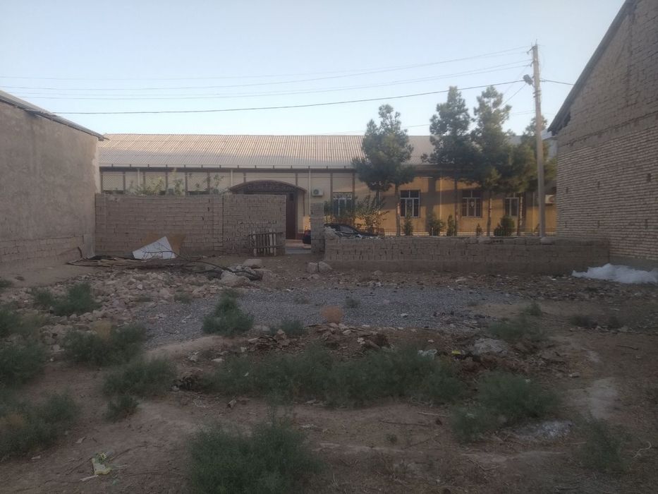 Yer sotiladi.5.5 sotok