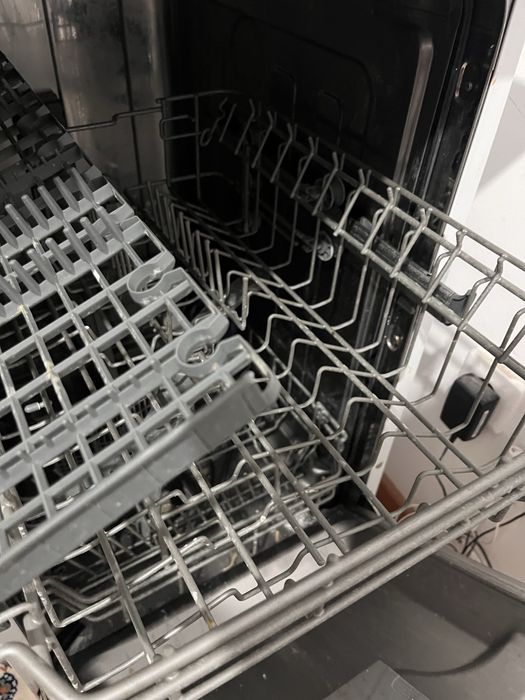 Продам посудомоечную машинку б/у