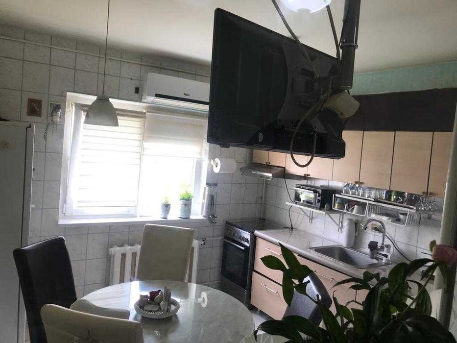 Apartament 3 camere (Strada Vlad Dracu)