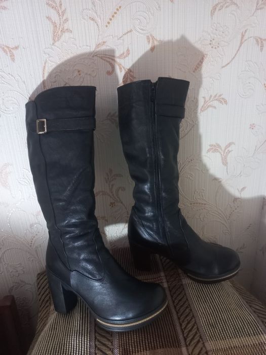 Сапоги женские,утеплённые.