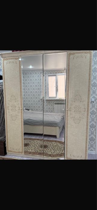 Спальный гарнитур сатылады