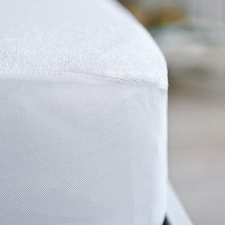 Непромокаемый наматрасник