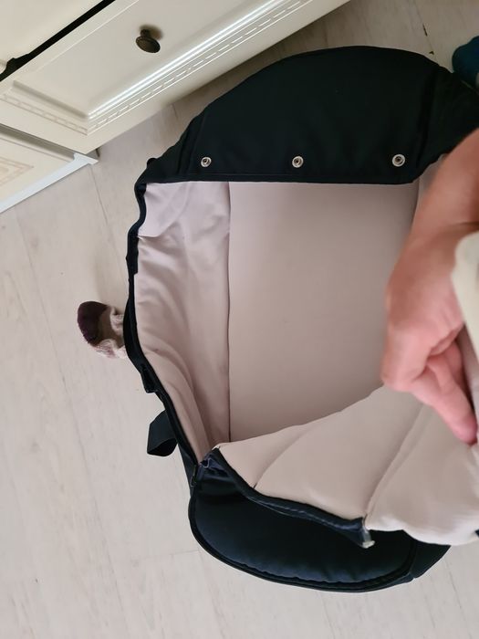 Продам переноску и  детское автокресло