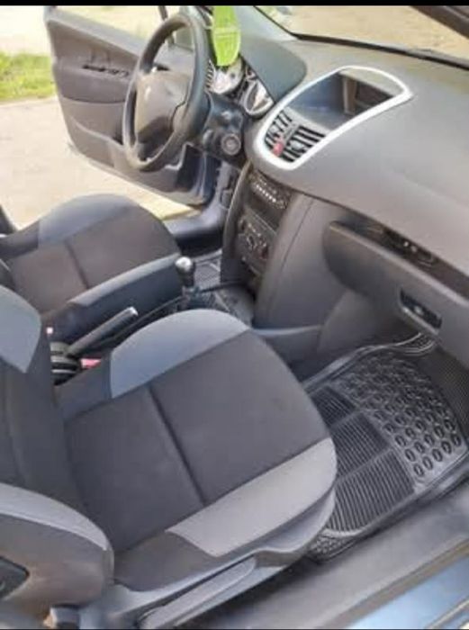 Промо-Лек автомобил Пежо 207