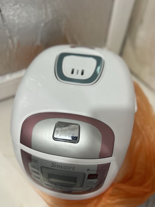 мультиварка продается срочно