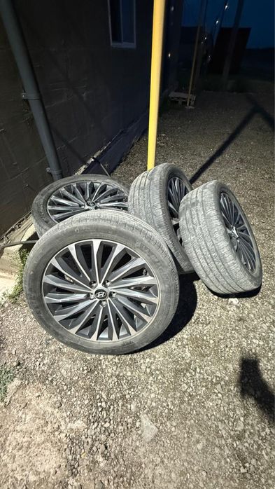 Продам шины Michelin