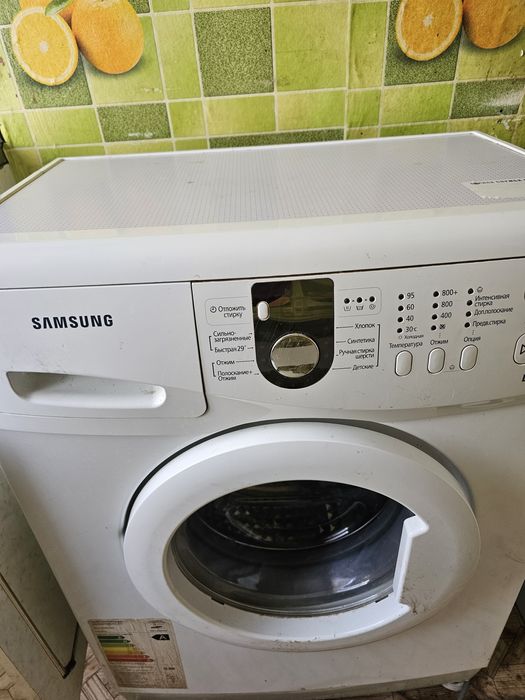 Продам стиральную машину