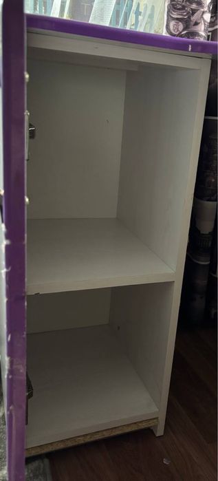 Продам компьютерный стол с полками и ящиками