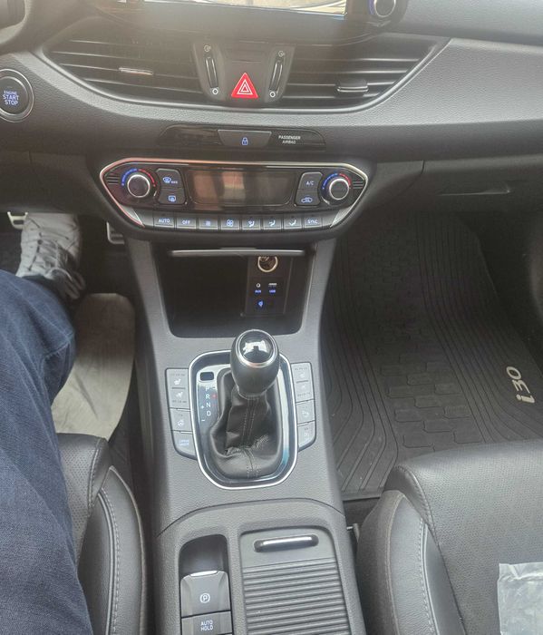 vand  hyundai  i30