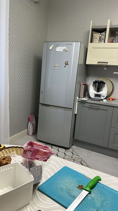 Продам холодильник Panasonic