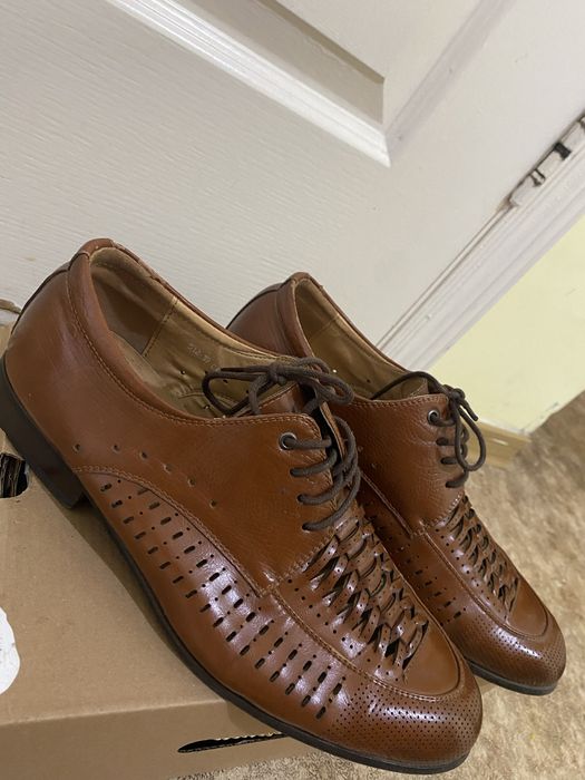 Продам мужские туфли