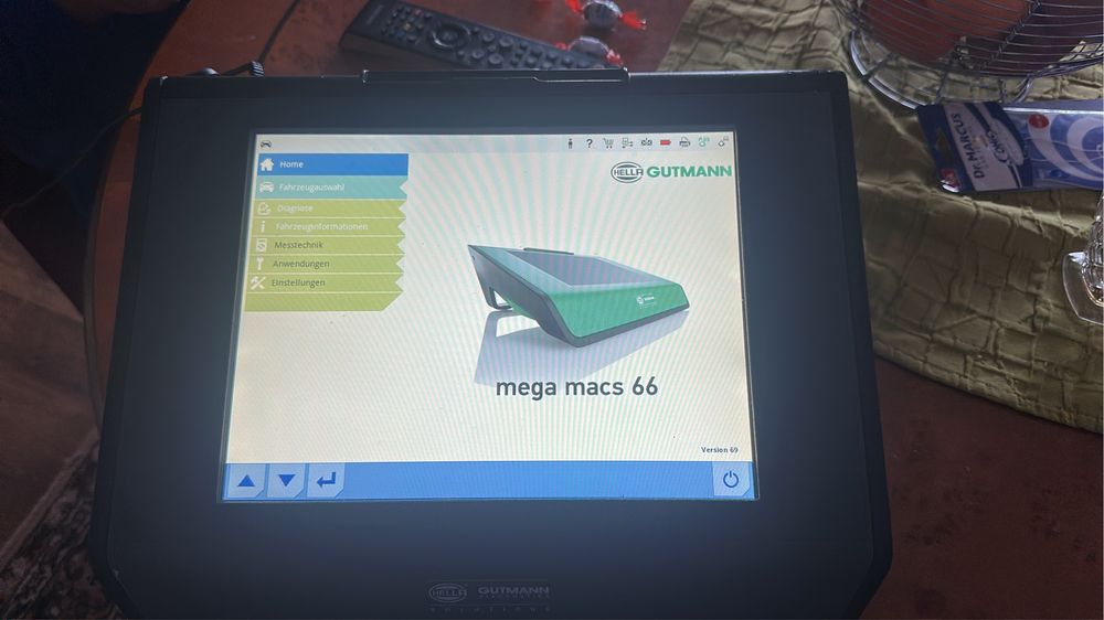 Diagnosa auto profesional mega macs 66