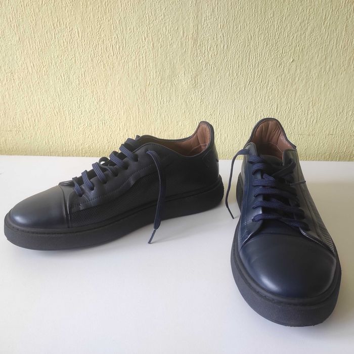 TEODOR -  тъмно сини кецове с десенирана кожа и лого