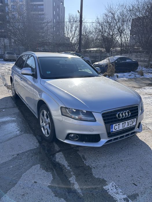 Vand Audi A4 stare foarte buna