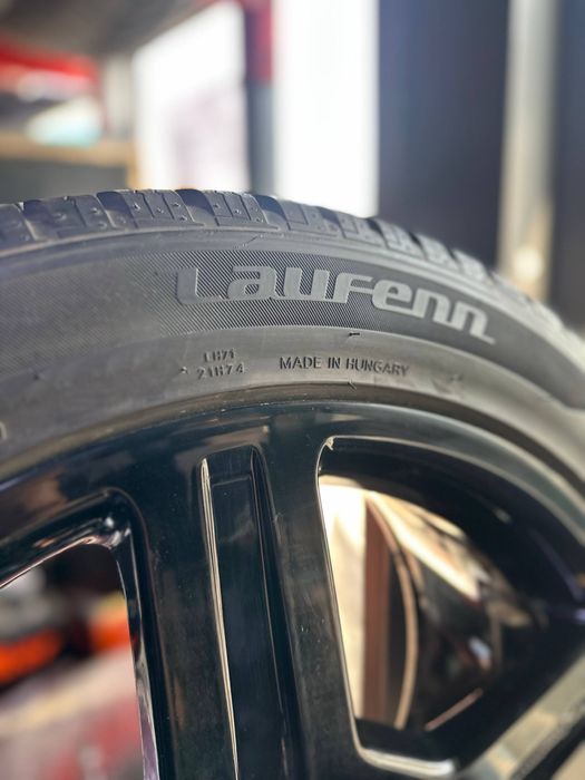 Сотилади R19 mercedes оригинал диска шиналари билан