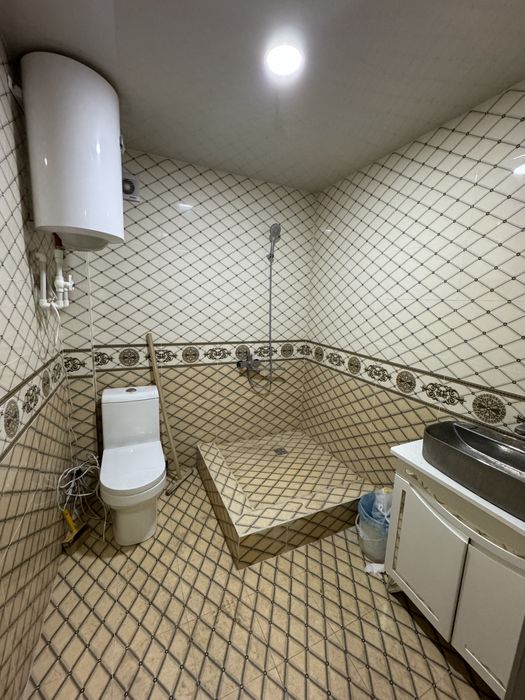 Зудлик билан хонадон сотилади